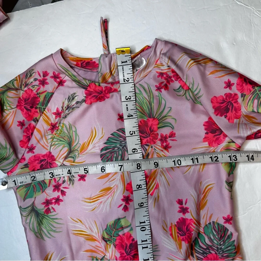 Art Class Pink Floral Girl’s Onepiece Swimsuit Rashguard Long Sleeve Size 10-12